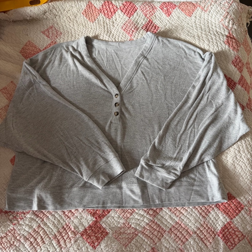 Alo Yoga LS top size large